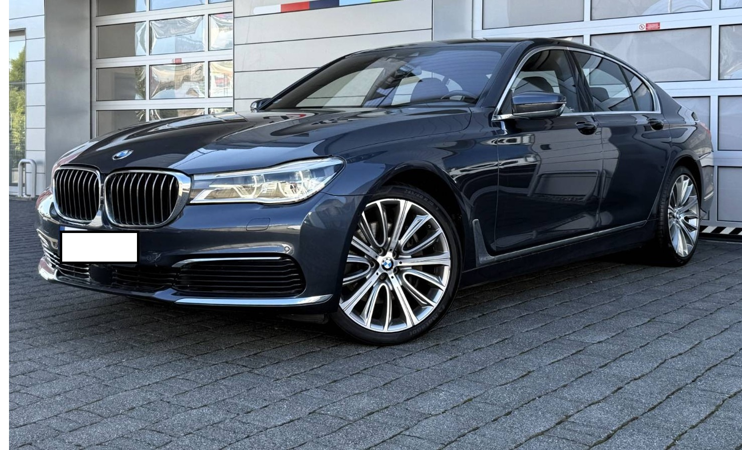 BMW Rad 7 740d xDrive A/T